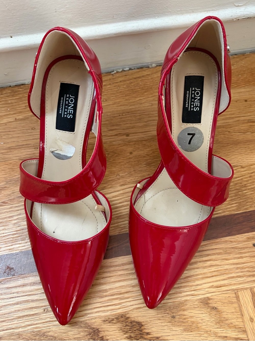 Jones New York Signature Red Patent D’Orsay Pointed Toe Heels Pumps 7